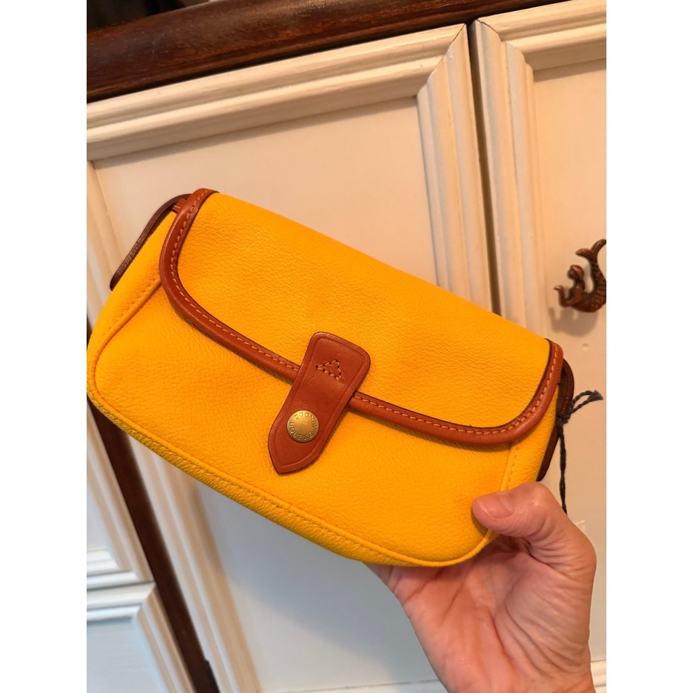 Dooney & Bourke Crossbody Women Small Sunflower Yellow East/West Pebble Leather - Picture 2 of 6